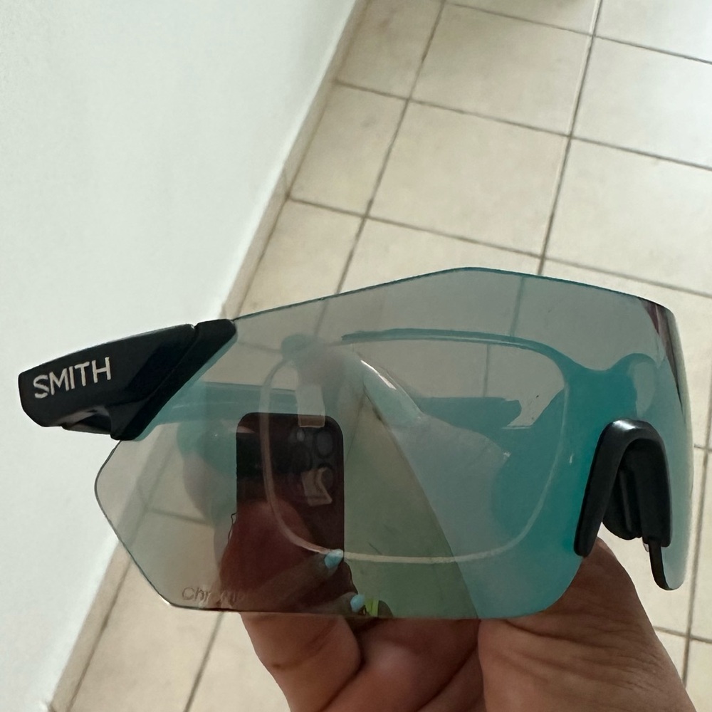 SMITH Reverb Sunglasses - Picture 4 of 6